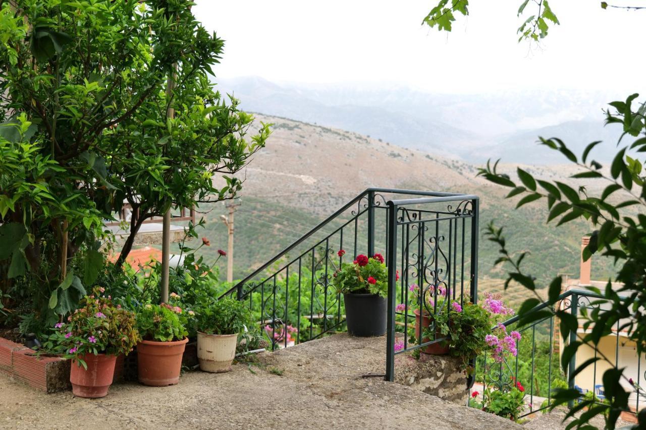 Guesthouse Panorama Nivice Sarandë Exteriör bild
